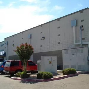 east-valley-commerce-center-14